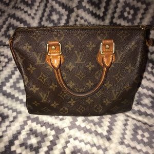 Authentic Louis Vuitton speedy bag
